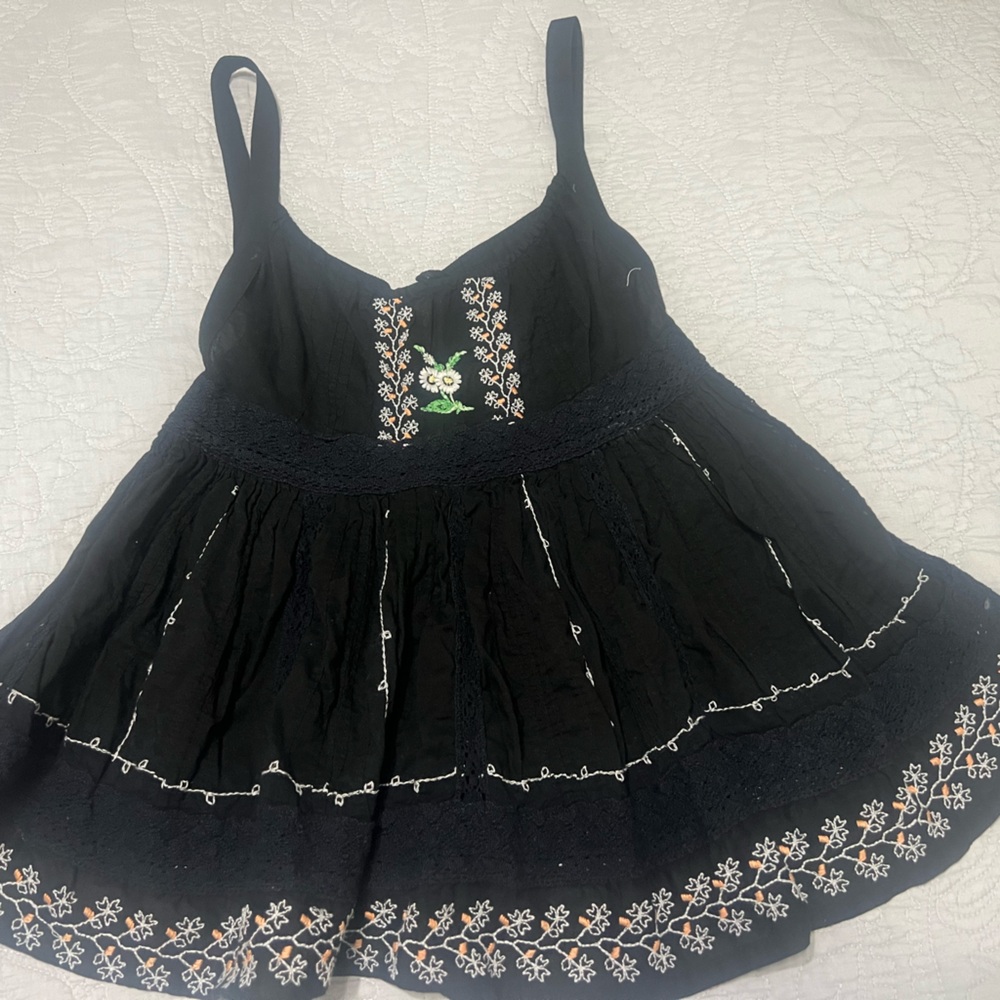 - Free people Top